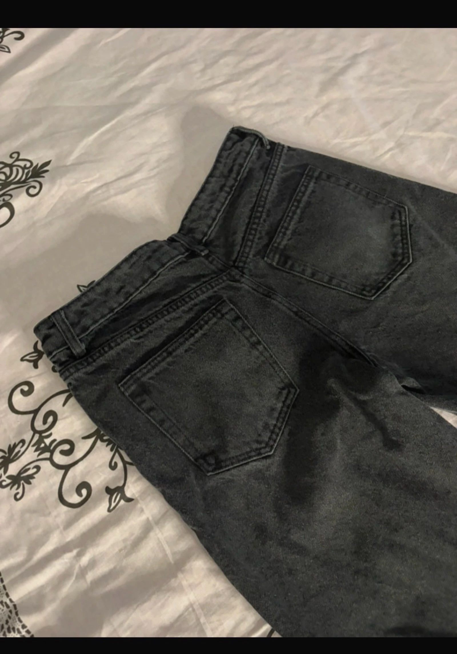 Jeans recto negro desgastado – photo 4